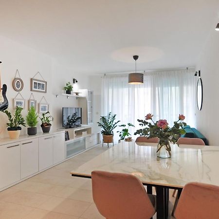 Family Apartment Noel - Omiš Dış mekan fotoğraf