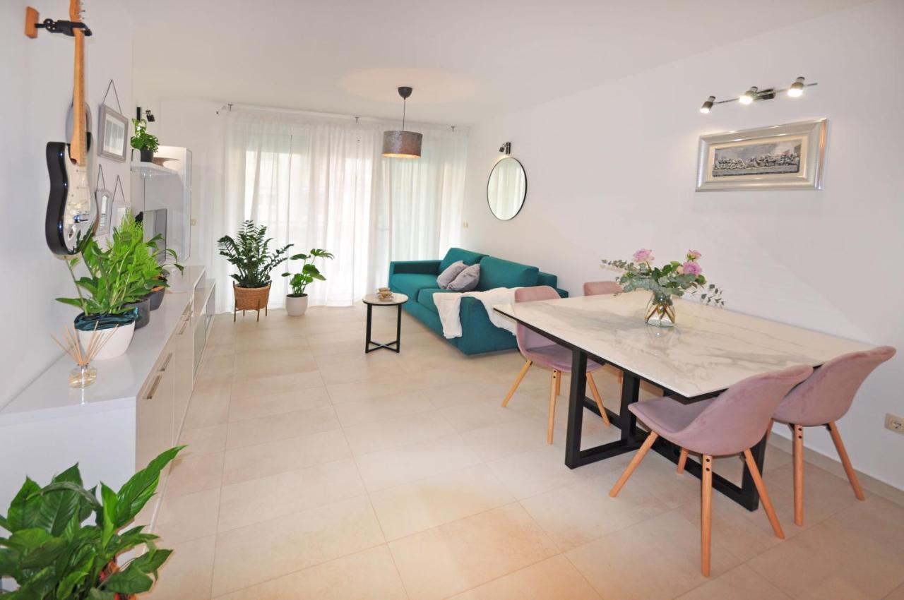 Family Apartment Noel - Omiš Dış mekan fotoğraf